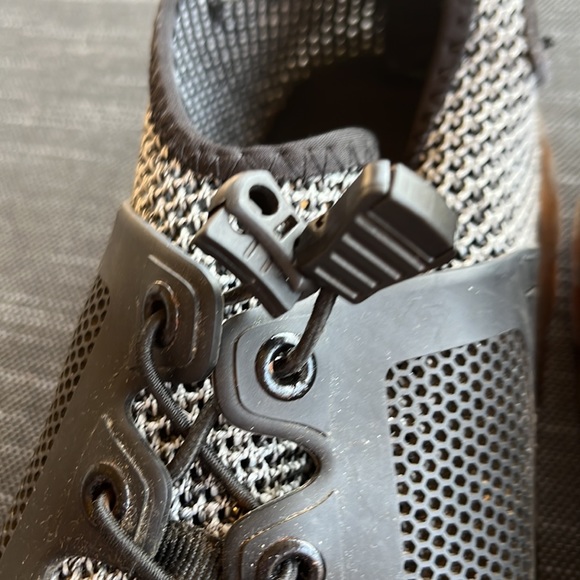 Adidas Die Weltmarke Mit Den Shoe Steel Toe Mens size 44 US mens Size 10.5 - Picture 6 of 9